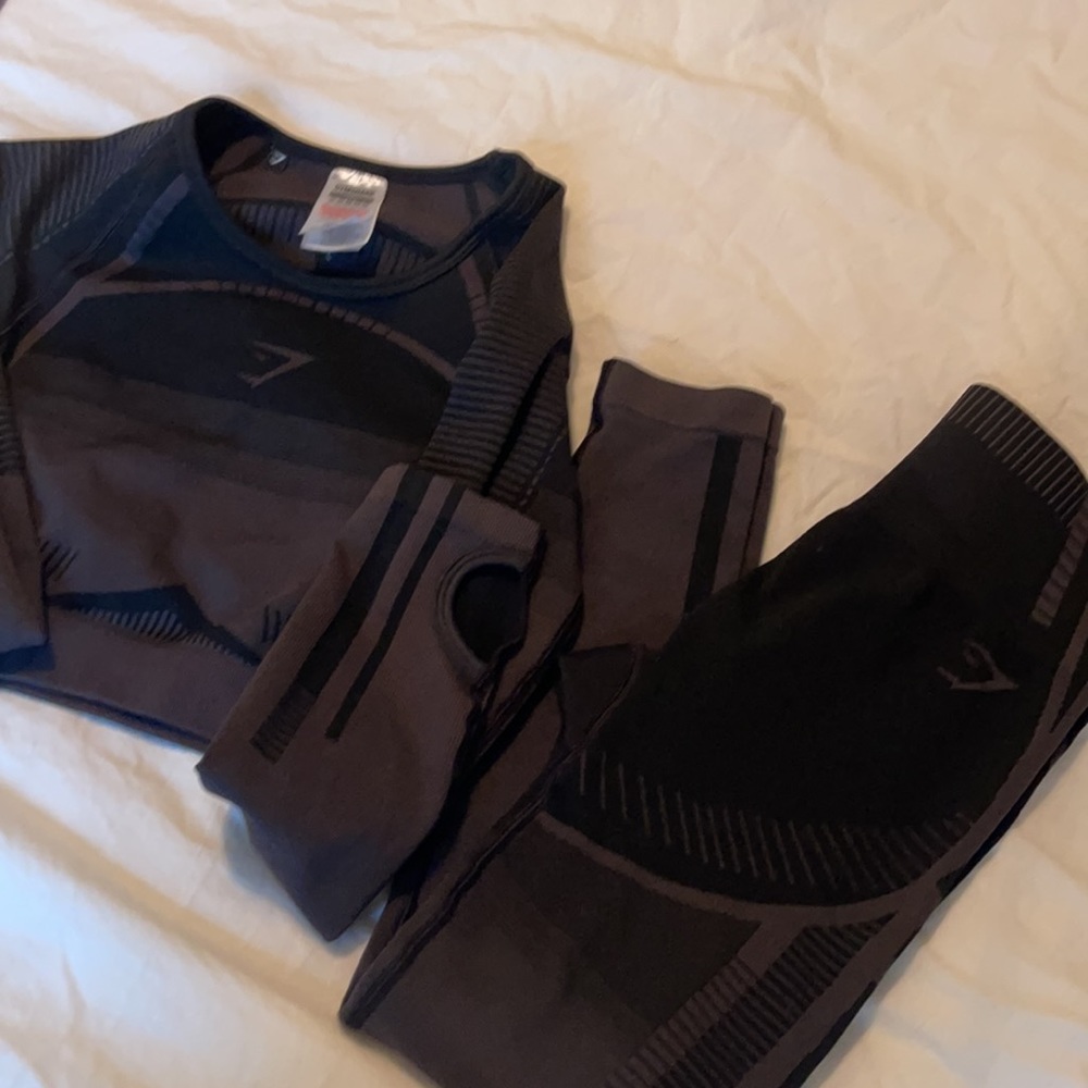 Gym Shark Fitness Outfit (Size: Small)
